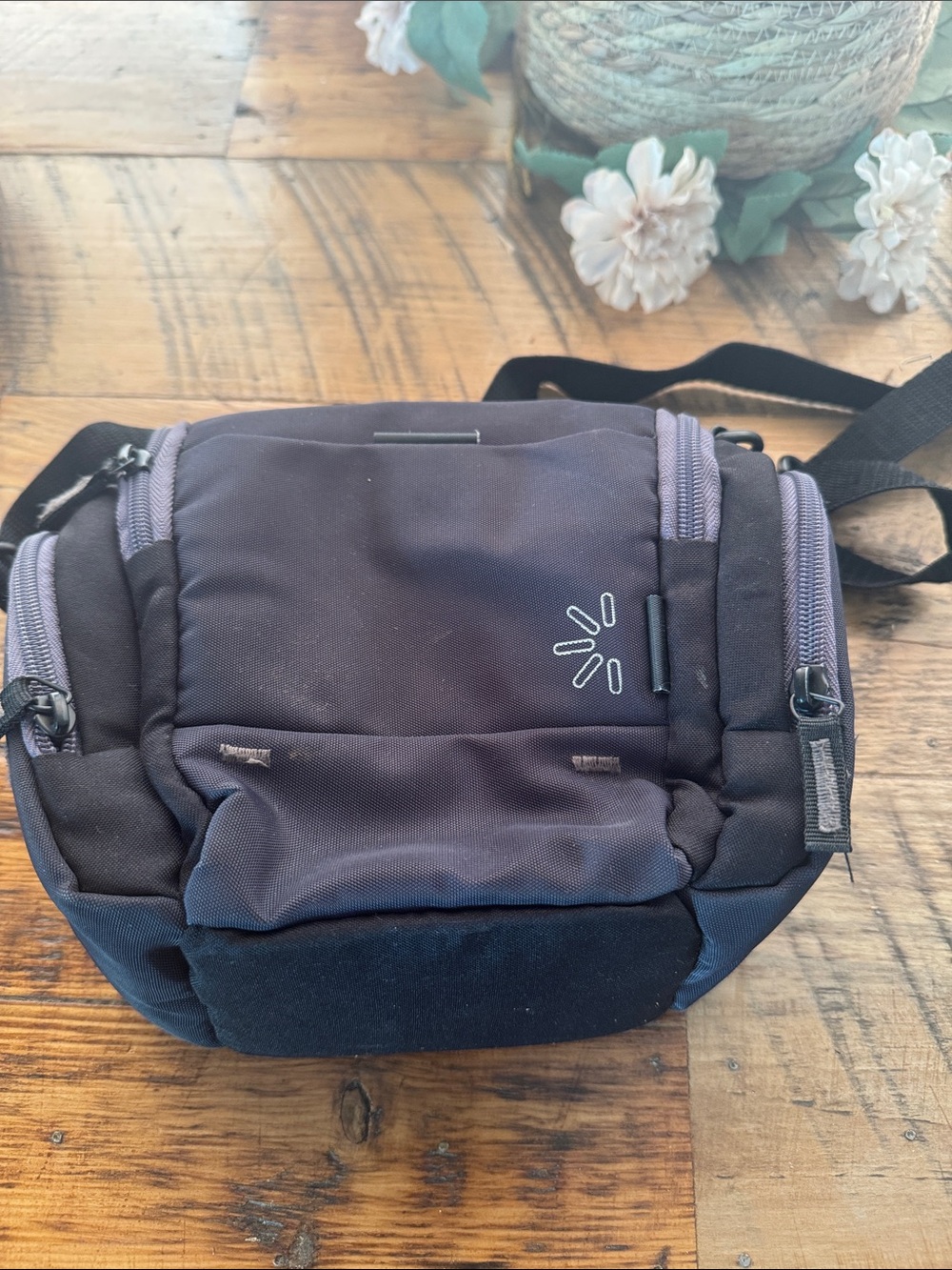 Compact Black Men's Crossbody Camera Bag - Unbranded